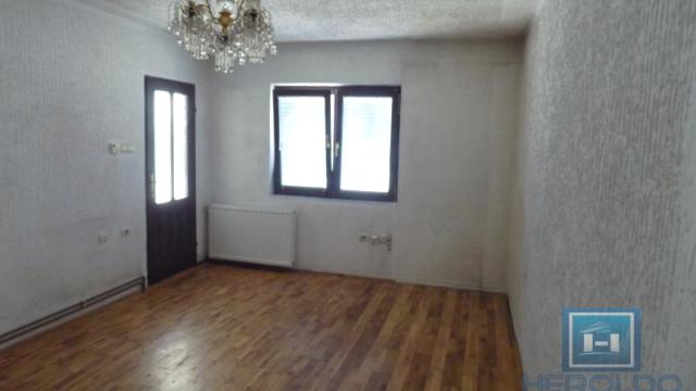 Kuća, Petosoban, Prodaja, 350m2, Gradska lokacija, Ćuprija