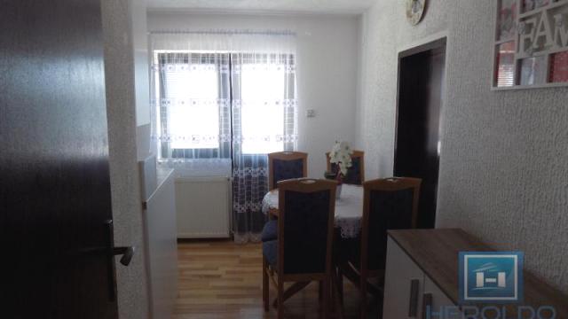 Kuća, Petosoban, Prodaja, 350m2, Gradska lokacija, Ćuprija