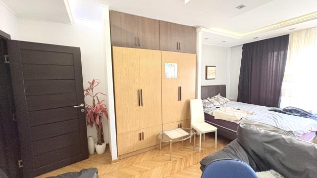 Stan, Dvoiposoban, Izdavanje, 44m2, Niška