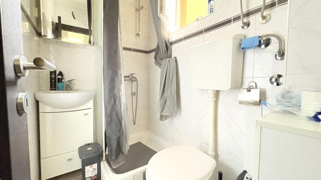 Stan, Dvoiposoban, Izdavanje, 44m2, Niška