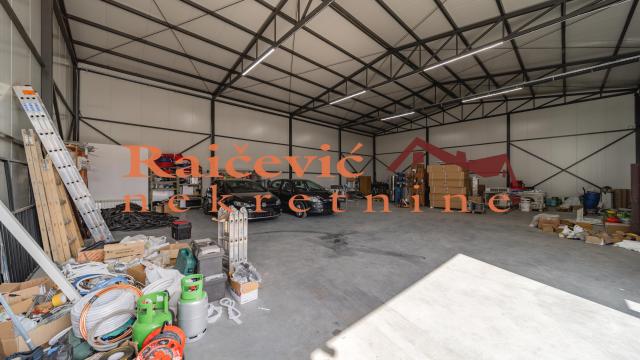 Poslovni prostor, Izdavanje, 310m2, Borča Greda, Palilula, Borca