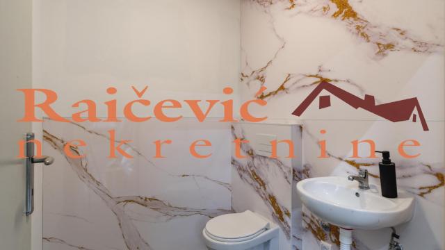 Poslovni prostor, Izdavanje, 310m2, Borča Greda, Palilula, Borca