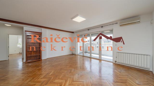 Stan, četvorosoban, Prodaja, 117m2, Dedinje, Savski venac, Miloja Djaka
