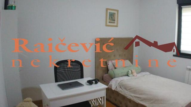 Stan, četvorosoban, Prodaja, 103m2, Autokomanda, Voždovac, Jove Ilica