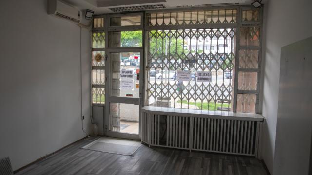 Poslovni prostor, Jednosoban, Izdavanje, 22m2, Banovo brdo, Čukarica, Pozeska