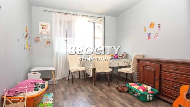 Kuća, Trosoban, Prodaja, 70m2, Ugrinovci, Zemun, Zemunska