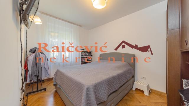 Kuća, Prodaja, 257m2, Sopot (mesto), Sopot, Mali Pozarevac