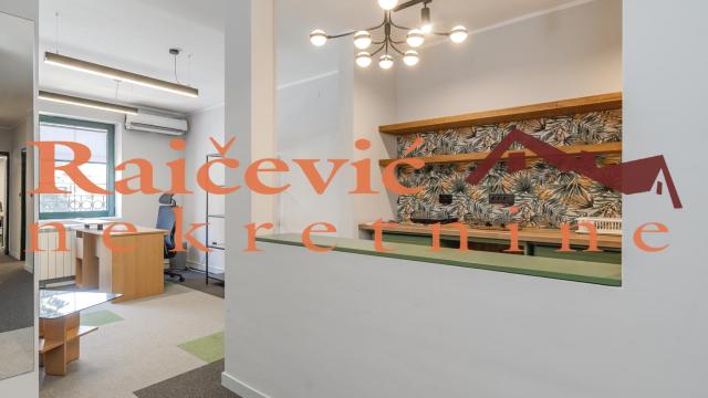 Poslovni prostor, Izdavanje, 152m2, Voždovac, Vojvode Stepe