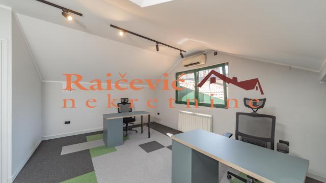 Poslovni prostor, Izdavanje, 152m2, Voždovac, Vojvode Stepe