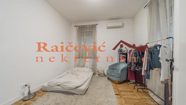 Stan, Dvosoban, Prodaja, 40m2, Dorćol, Stari grad, Komnen Barjaktara