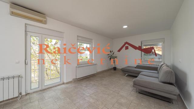 Stan, Trosoban, Prodaja, 90m2, Kluz, Zvezdara, Zivka Davidovica