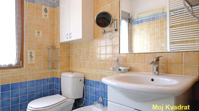 Stan, Trosoban, Prodaja, 78m2, Atelje 212, Stari grad, Milutina Bojića