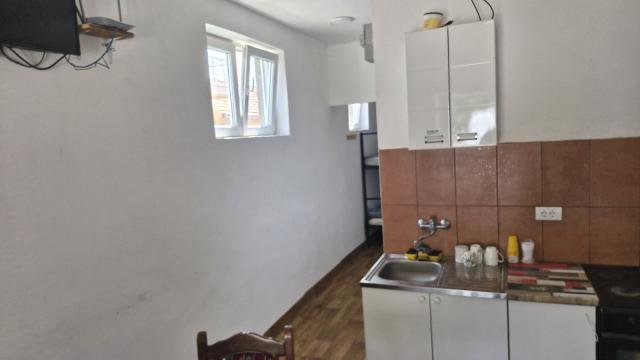 Stan, Petosoban, Izdavanje, 150m2, Dobanovci, Surčin, Dobanovci