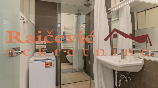 Stan, četvorosoban, Prodaja, 82m2, Centar, Stari grad, Dositejeva