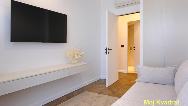 Stan, Trosoban, Prodaja, 82m2, Centar, Savski venac, Bulevar Vudroa Vilsona