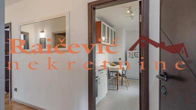 Stan, Trosoban, Prodaja, 68m2, Centar, Stari grad, Cara Lazara