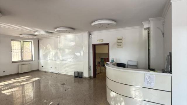Poslovni prostor, Izdavanje, 103m2, FON - Bilećka, Voždovac, Bulevar oslobođenja