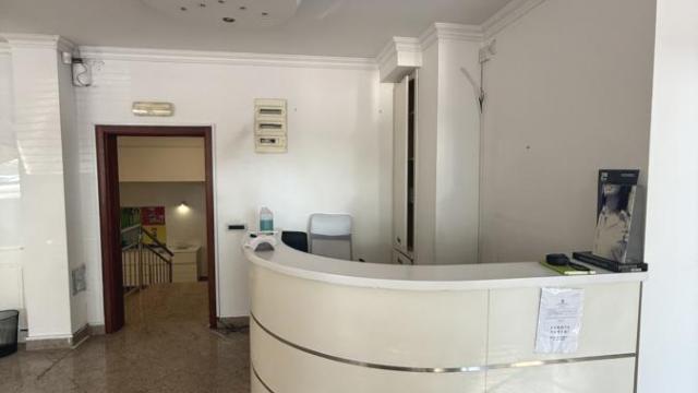 Poslovni prostor, Izdavanje, 103m2, FON - Bilećka, Voždovac, Bulevar oslobođenja