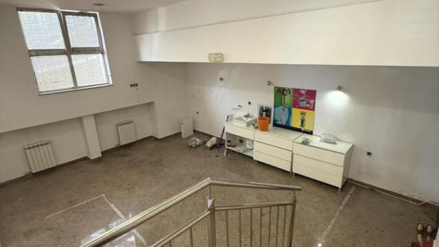 Poslovni prostor, Izdavanje, 103m2, FON - Bilećka, Voždovac, Bulevar oslobođenja