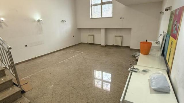 Poslovni prostor, Izdavanje, 103m2, FON - Bilećka, Voždovac, Bulevar oslobođenja