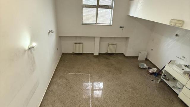Poslovni prostor, Izdavanje, 103m2, FON - Bilećka, Voždovac, Bulevar oslobođenja