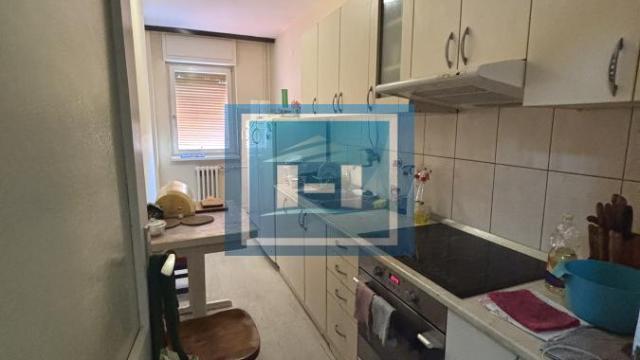 Stan, Trosoban, Prodaja, 75m2, Strelište, Gradska lokacija, Jagodina
