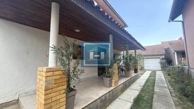 Kuća, četvoroiposoban, Prodaja, 160m2, Trnava, Gradska lokacija, Jagodina