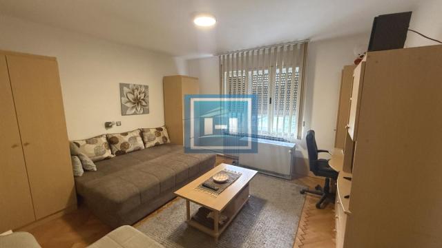 Kuća, četvoroiposoban, Prodaja, 160m2, Trnava, Gradska lokacija, Jagodina
