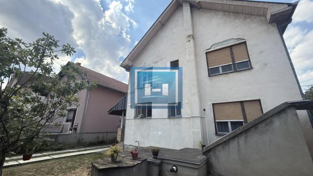 Kuća, četvoroiposoban, Prodaja, 160m2, Trnava, Gradska lokacija, Jagodina