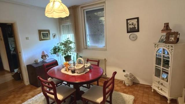 Stan, Trosoban, Prodaja, 56m2, Petlovo brdo, Rakovica, Miladina Petrovića