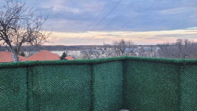 Kuća, Petosoban, Prodaja, 150m2, Izletnicka