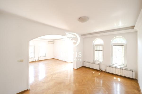 izdavanje, kuca,
beograd, 1130057, petosoban-i-veci-valterova