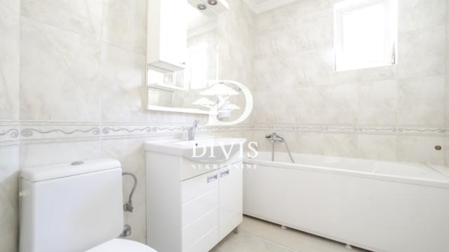 Kuća, Petosoban i veći, Izdavanje, 290m2, Valterova