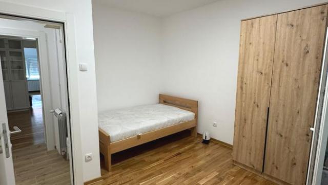 Stan, Trosoban, Izdavanje, 75m2, Banovo brdo, Čukarica, Orfelinova