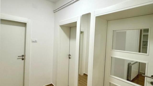 Stan, Trosoban, Izdavanje, 75m2, Banovo brdo, Čukarica, Orfelinova