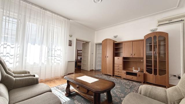 Stan, Dvosoban, Izdavanje, 70m2, Svetog Save