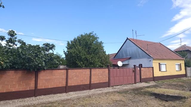 Kuća, Dvosoban, Prodaja, 87m2, Banatsko Arandjelovo, Okolno mesto, Banatsko Arandjelovo