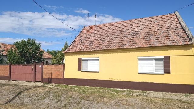 Kuća, Dvosoban, Prodaja, 87m2, Banatsko Arandjelovo, Okolno mesto, Banatsko Arandjelovo