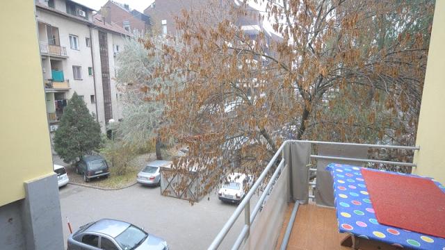 Stan, četvorosoban, Izdavanje, 120m2, Gradski trg
