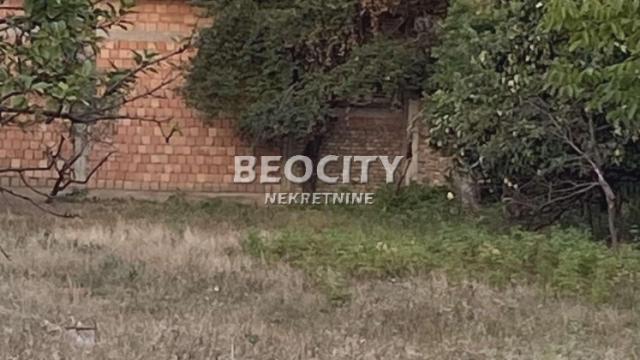 Plac, Izdavanje, 35m2, Surčin (mesto), Surčin, Krušedolska