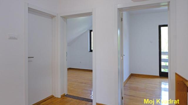 Poslovni prostor, Izdavanje, 160m2, Kalvarija, Zemun, Grmečka