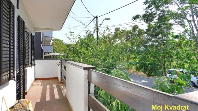 Poslovni prostor, Izdavanje, 160m2, Kalvarija, Zemun, Grmečka