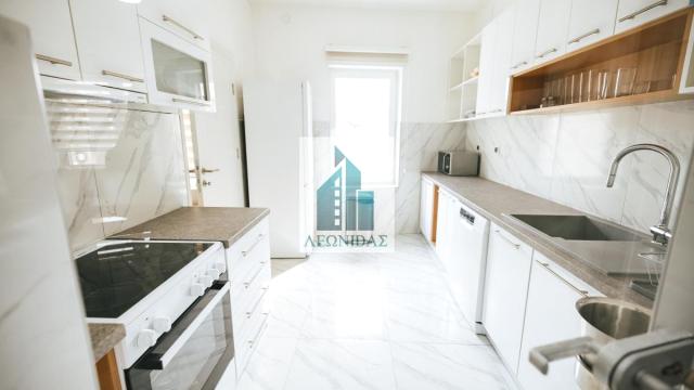 Kuća, Petosoban, Prodaja, 290m2, Medijana, Niš