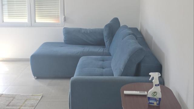 Stan, Petosoban i veći, Izdavanje, 170m2, Ledine, Novi Beograd, Valtroviceva 9A