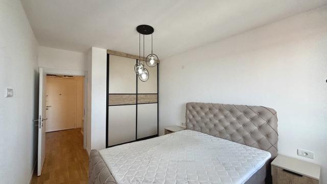 Stan, Trosoban, Izdavanje, 66m2, Sunnyville