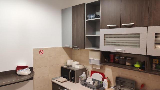 Poslovni prostor, Izdavanje, 330m2, Bežanijska kosa 1, Novi Beograd, Partizanske avijacije