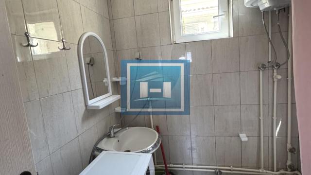 Stan, Jednosoban, Izdavanje, 35m2, Ćuprija
