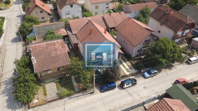 Kuća, četvoroiposoban, Prodaja, 160m2, Trnava, Gradska lokacija, Jagodina