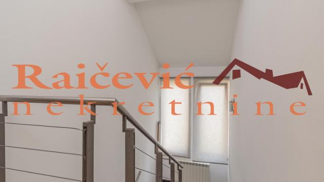 Poslovni prostor, četvorosoban, Izdavanje, 90m2, Lekino brdo, Voždovac, Mijacka