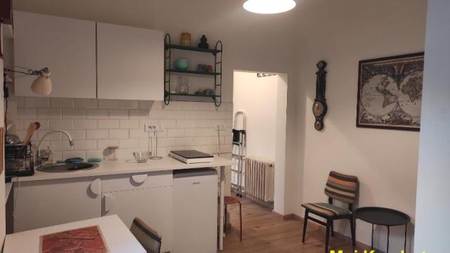 Stan, Jednoiposoban, Izdavanje, 30m2, Hram svetog Save, Vračar, Sokolska